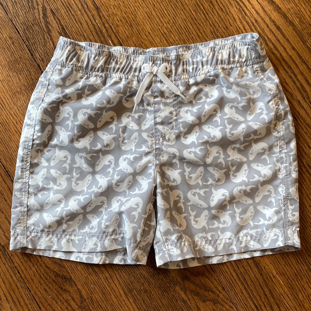 Reyn Spooner boy’s swim shorts, size 6 (never worn)